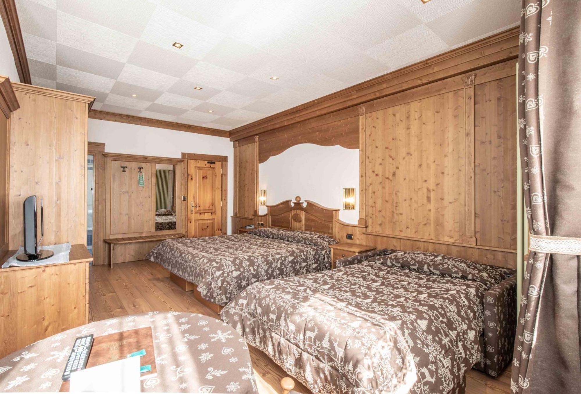 Hotel San Martino San Martino Di Castrozza Eksteriør billede