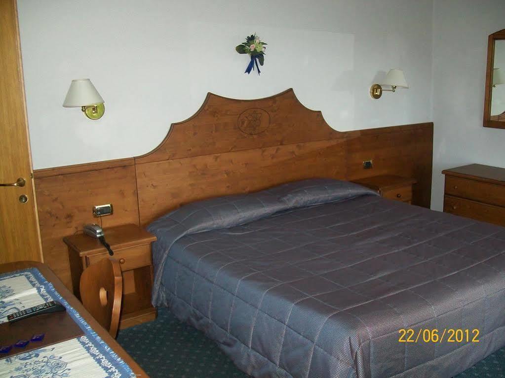 Hotel San Martino San Martino Di Castrozza Eksteriør billede