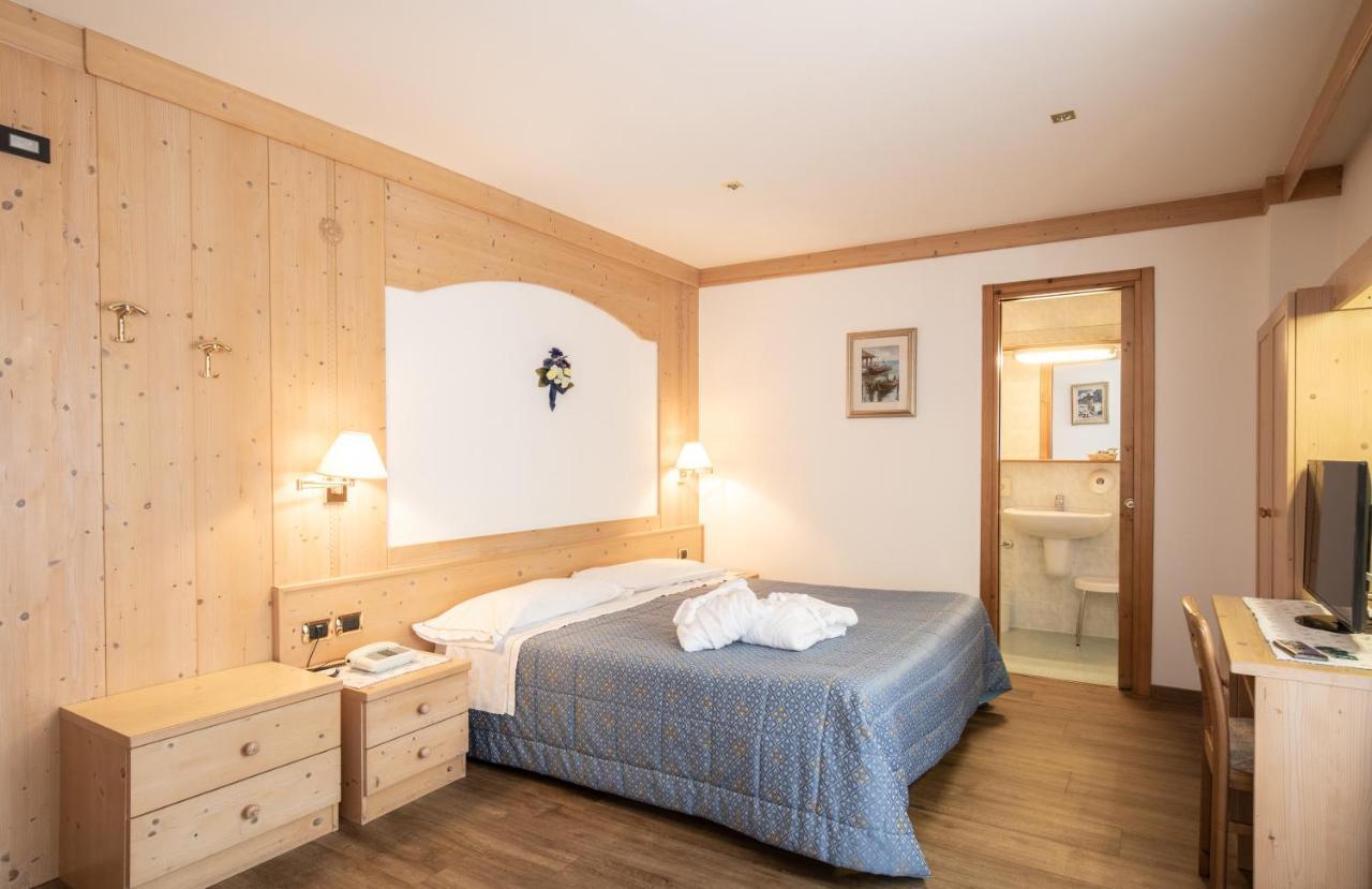 Hotel San Martino San Martino Di Castrozza Eksteriør billede